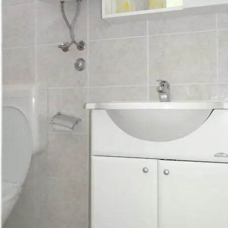 Mimi Center Of Town Krk Croatia Apartment Krk Town