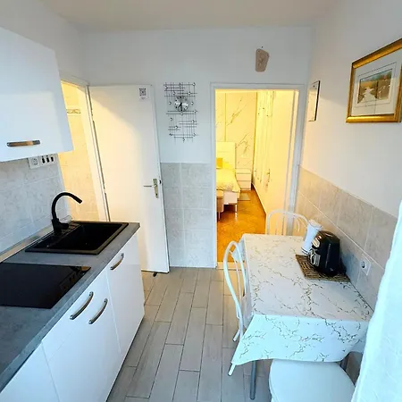 Mimi Center Of Town Krk Croatia Krk Town