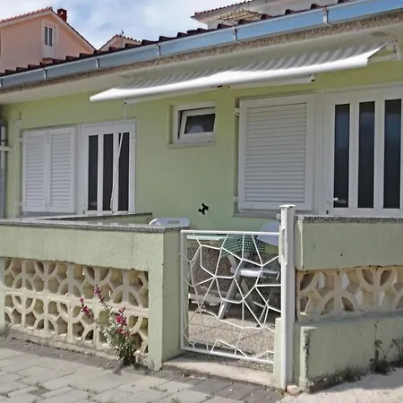 Apartment Mimi Center Of Town Krk Croatia *