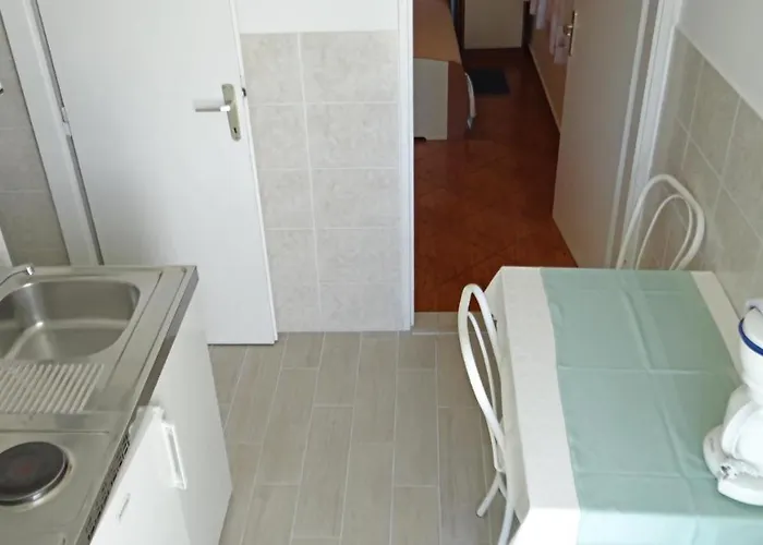 Mimi Center Of Town Krk Croatia Apartamento